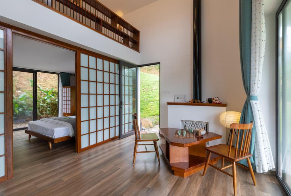 Thiết kế phòng tại Onsen Villas Resort với cửa trượt theo phong cách Nhật (Ảnh: Sưu tầm Internet)