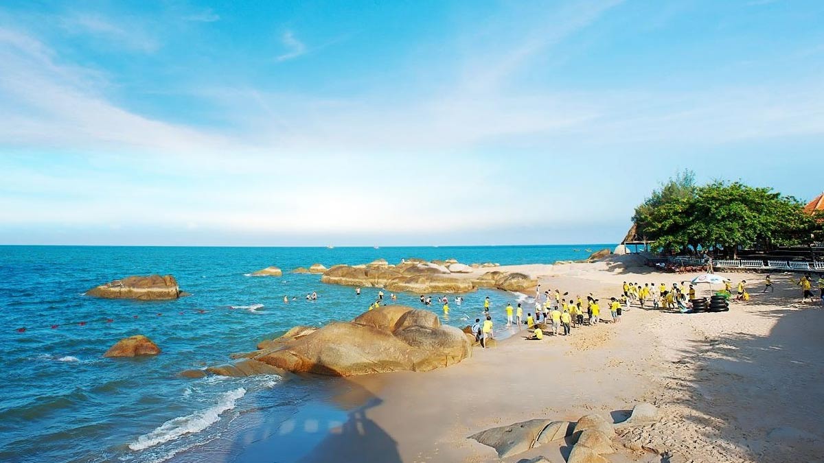 Biển Vũng Tàu: Chạm đến nắng vàng, cát trắng, biển xanh | Xanh SM