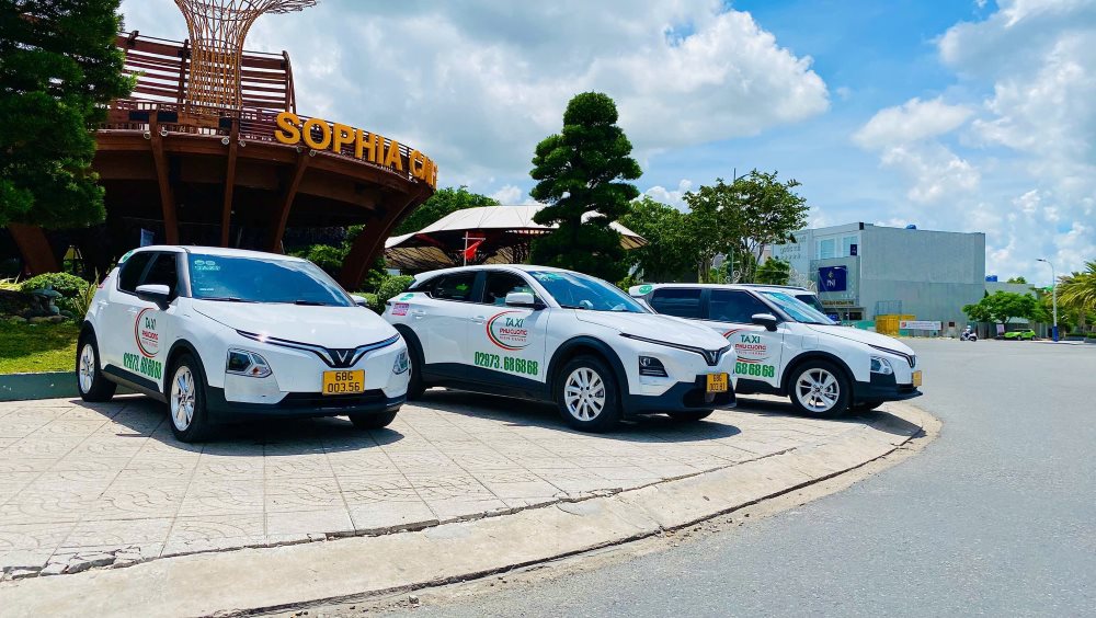 Taxi An Biên bổ sung đội ngũ xe điện đời mới không khói bụi-không tiếng ồn (Ảnh: Fanpage Taxi Phú Cường Kiên Giang)