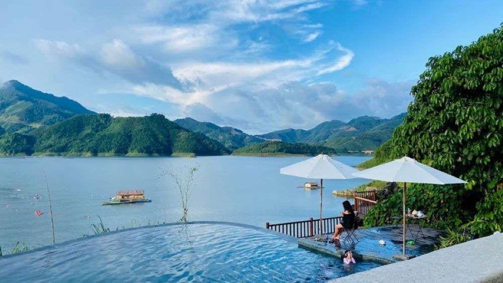 Du khách sẽ có cơ hội tận hưởng vẻ đẹp nguyên sơ của Đà Bắc khi đến Xoan Retreat