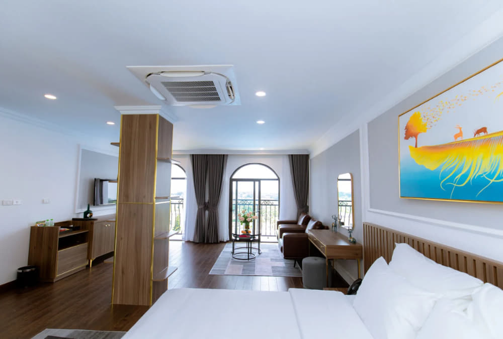 Phòng Suite Pool có view hồ bơi lớn tại trung tâm resort (Ảnh: Sưu tầm Internet)