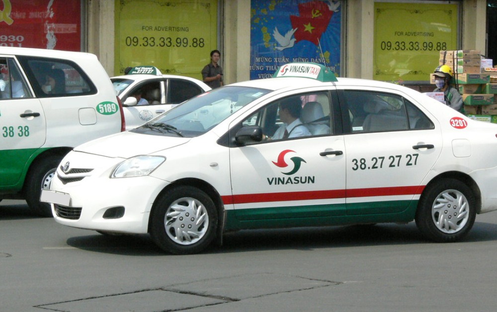 Vinasun taxi cung cấp giải pháp di chuyển an toàn, tiện lợi trong khu vực Cần Giuộc (Ảnh: Sưu tầm Internet)