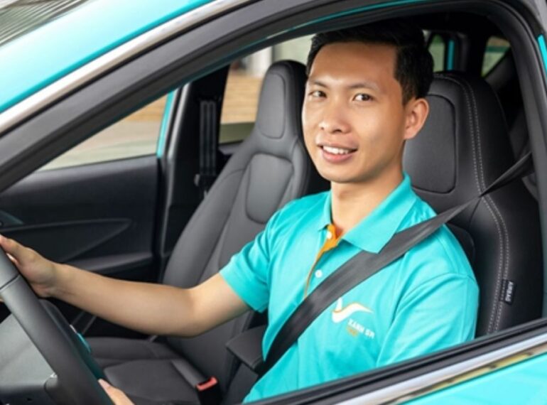 Tài xế taxi là một trong những ngành có thu nhập cao (Ảnh: Xanh SM)