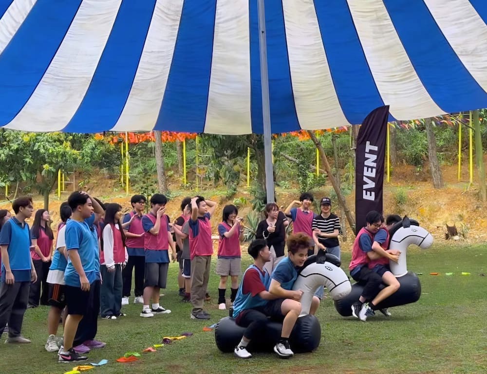 Không thiếu những khoảnh khắc teambuilding tràn tiếng cười (Ảnh: Sưu tầm Internet)