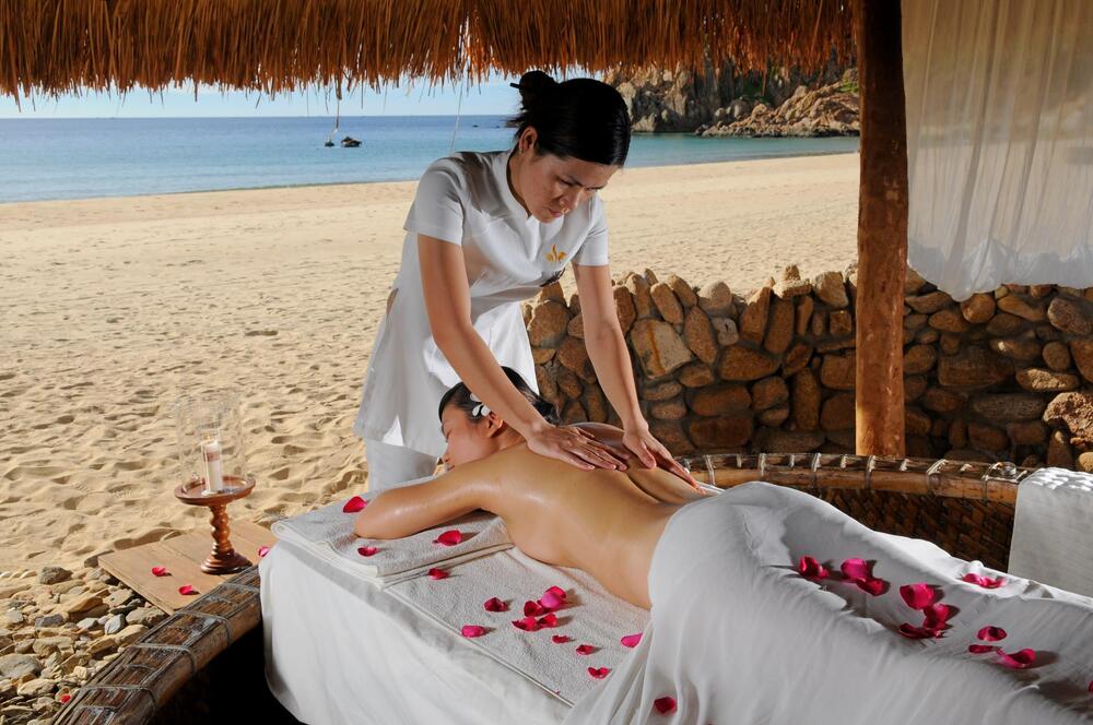 Bãi Tràm Hideaway Resort cung cấp dịch vụ spa thư giãn cho du khách (Ảnh: Sưu tầm Internet)