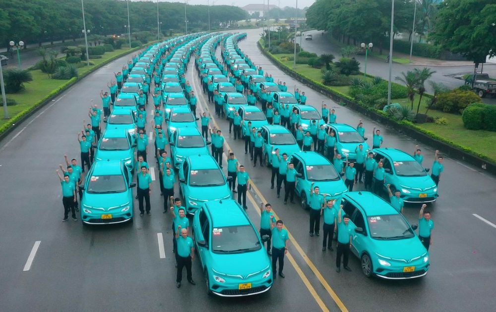 Mô hình xe taxi điện phát triển mạnh mẽ tại Việt Nam (Ảnh: Xanh SM)