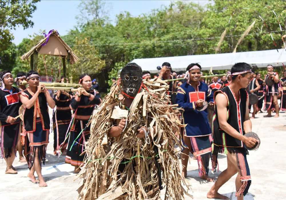 Đến Plei Ơi vào mùa tổ chức lễ hội cầu mưa để tận mắt khám phá nét văn hóa độc đáo này (Ảnh: Sưu tầm Internet)