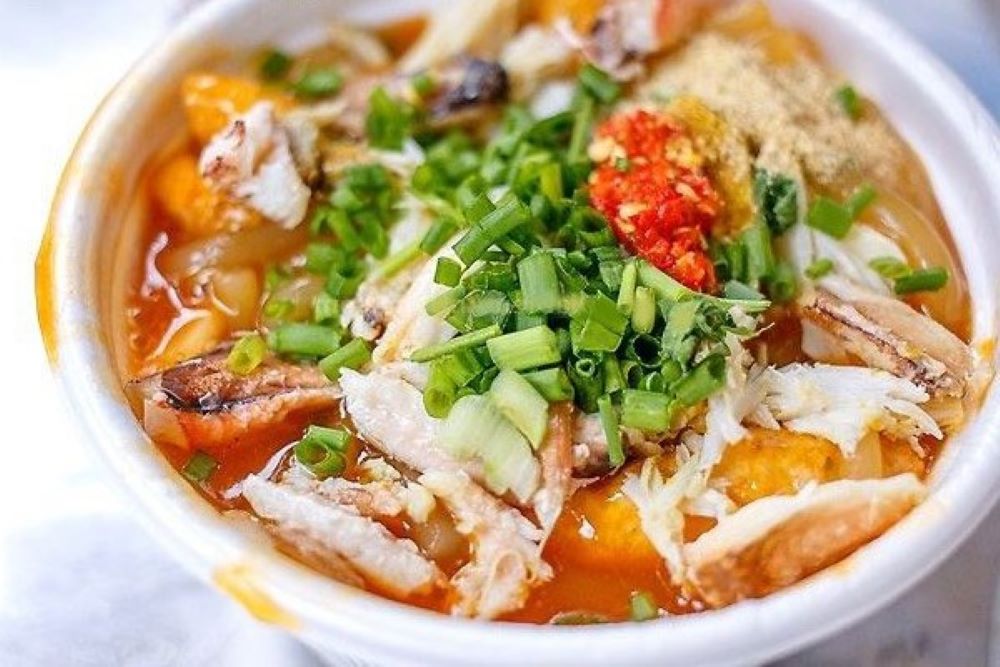 Bánh Canh Cua Nghé là một trong những bánh canh cua quận Bình Thạnh được nhiều người yêu thích 
