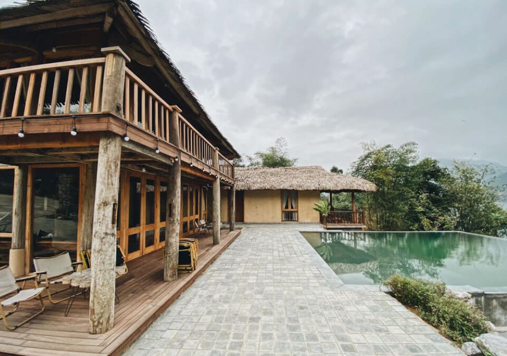 Xoan Retreat cách trung tâm thành phố Hòa Bình khoảng 50km