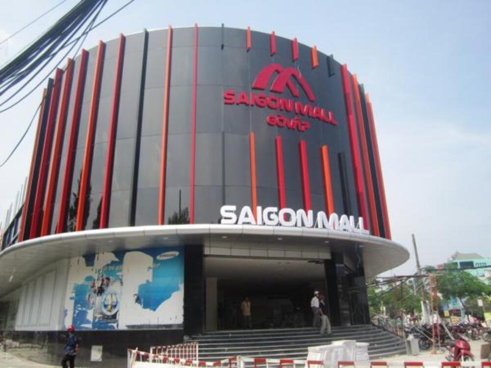 Saigon Mall Gò Vấp sở hữu thiết kế hiện đại, cung cấp không gian mua sắm và giải trí (Ảnh: Sưu tầm Internet)