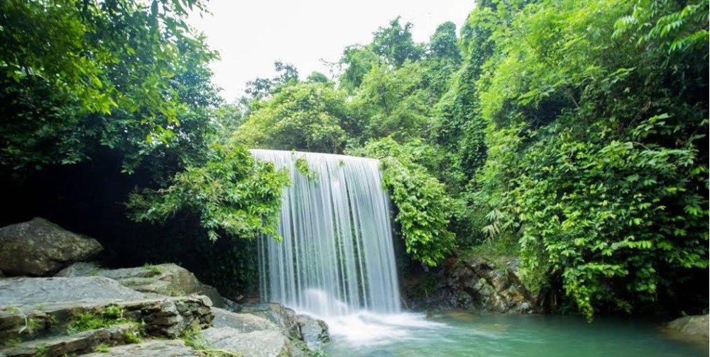 Khung cảnh tại Khoang Xanh Suối Tiên tràn đầy sức sống vào độ hè thu (Ảnh: Google Maps)