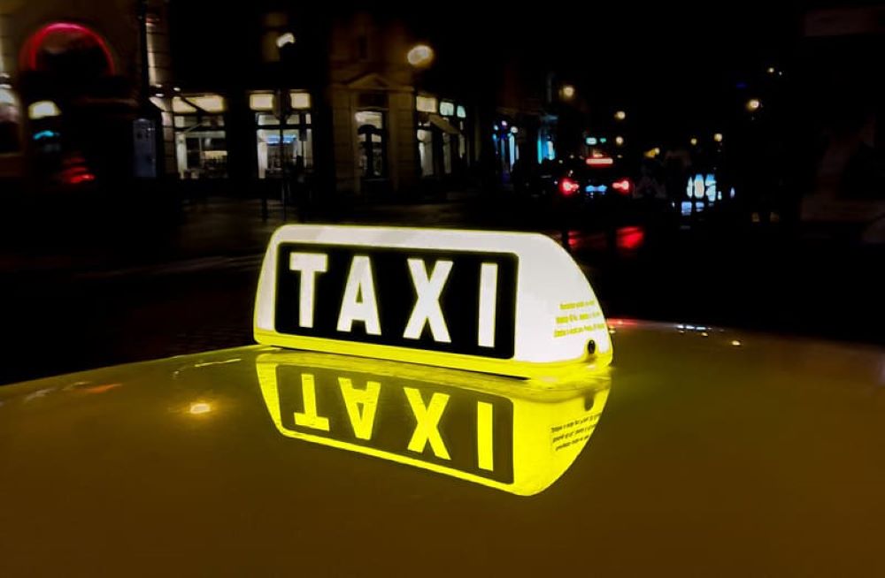 Để đảm bảo an toàn khi đi Taxi, bạn nên chọn các hãng uy tín 