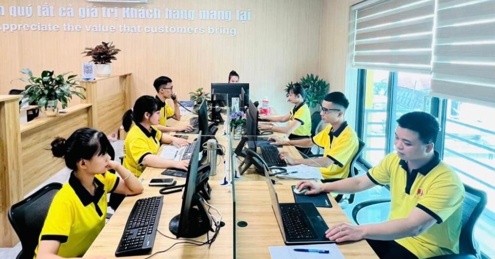 Bạn có thể gọi điện trực tiếp qua số điện thoại để đặt xe (Ảnh: Sưu tầm Internet)