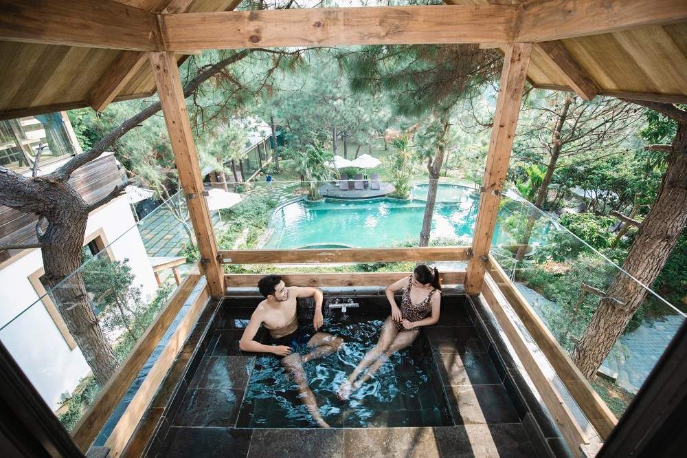 Bể Jacuzzi thư giãn 