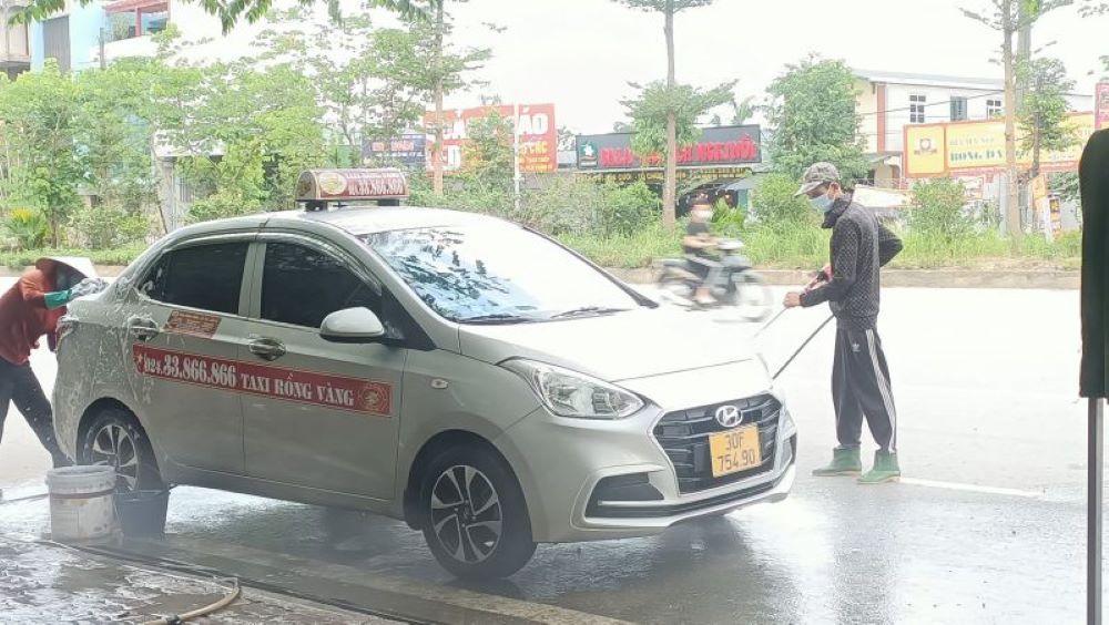 Taxi Rồng Vàng Xuân Mai sở hữu đội xe đa dạng