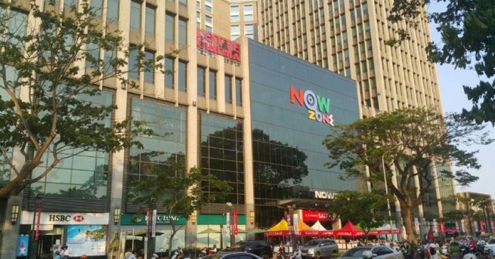 Lotte Cinema Nowzone nằm tại tầng 5 của trung tâm thương mại New Zone