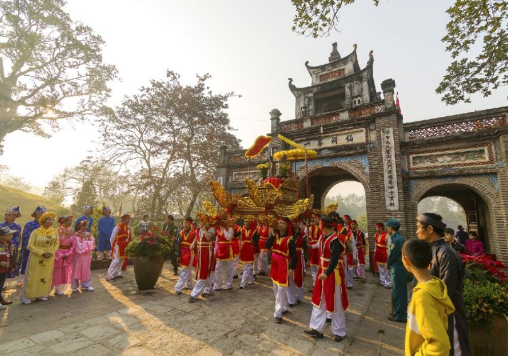 Lễ hội Cổ Loa là nét văn hóa truyền thống lâu đời của dân tộc Việt Nam (Ảnh: Sưu tầm Internet)