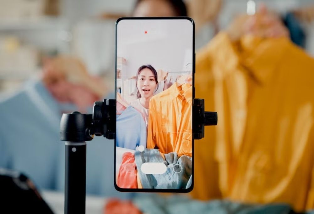 Livestream bán hàng đang là xu hướng tạo thu nhập cao mà không cần bằng cấp