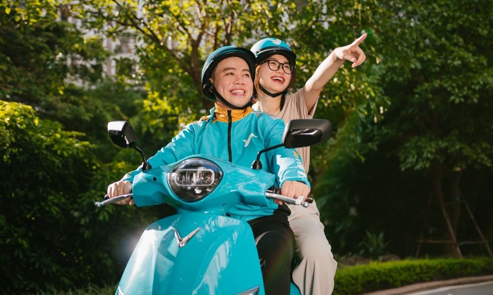 Di chuyển nhanh chóng đến Hải Sản Giang Ghẹ với hệ thống xe điện hiện đại (Ảnh: Xanh SM)