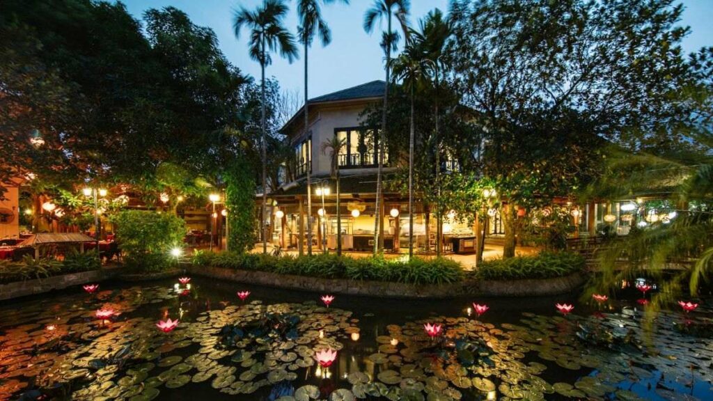 Review buffet Sen Tây Hồ: Thiên đường ẩm thực giữa lòng Hà Nội