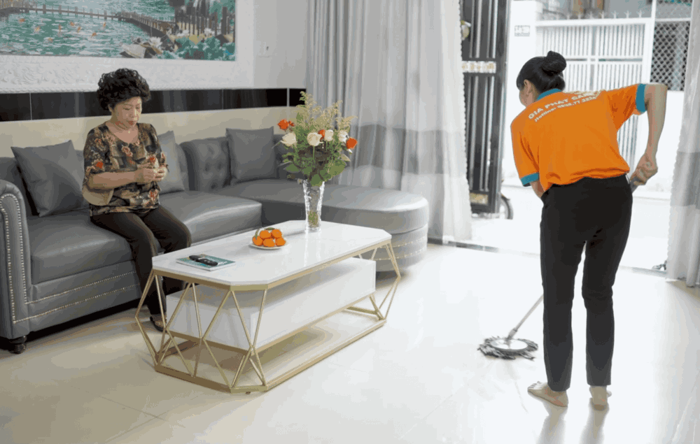 Công việc chăm sóc người già, trẻ nhỏ chỉ cần tận tâm và chăm chỉ