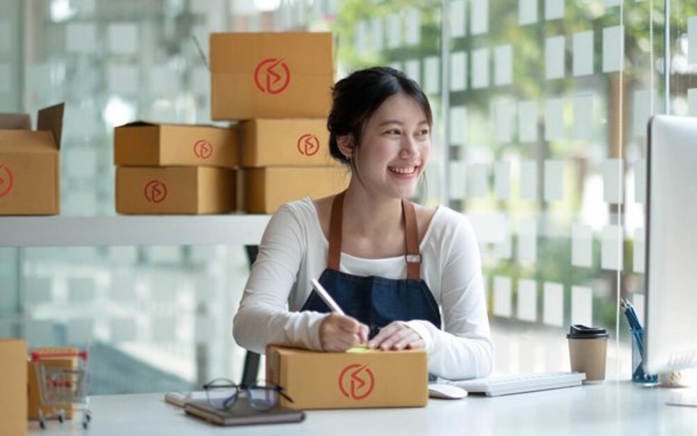 Bán hàng online cũng là một công việc dễ làm và dễ tiếp cận
