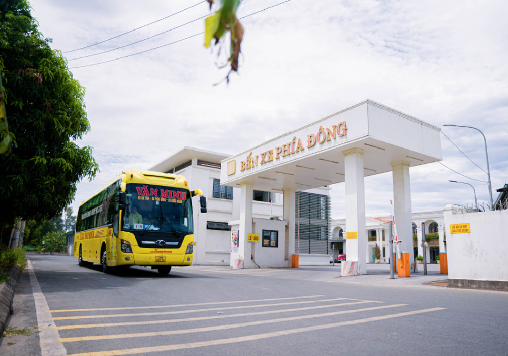 Nhà xe Văn Minh là đơn vị hoạt động tích cực trên tuyến Vinh - Hà Nội (Ảnh: vanminh76.vn)