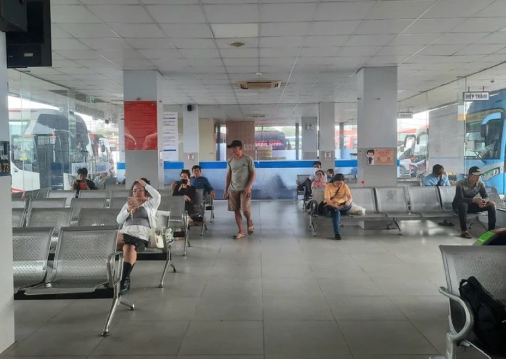 Phòng chờ xe tại bến xe Lộc Ninh (Ảnh: Sưu tầm Internet)