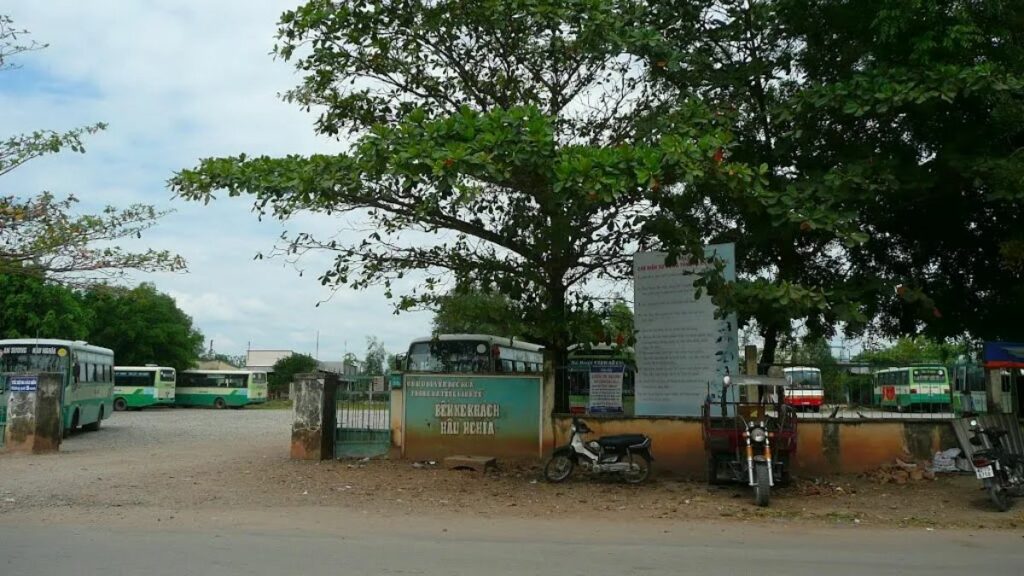 bến xe hậu nghĩa