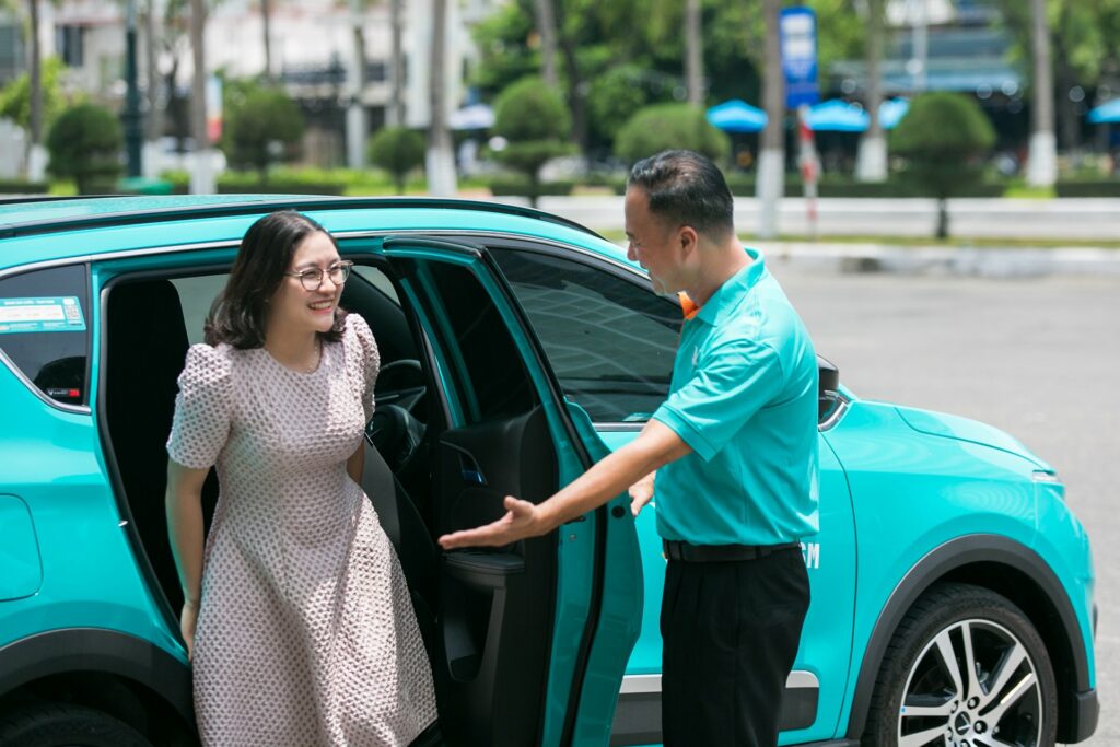 Cách gia tăng thu nhập cho tài xế taxi dịp lễ
