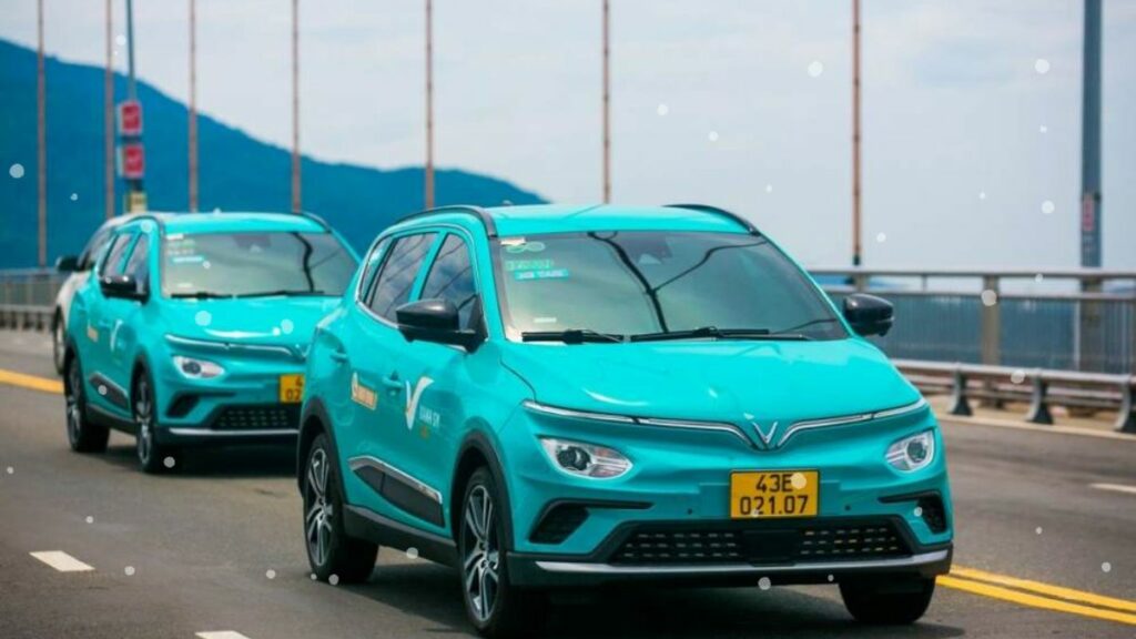 nhung-cau-hoi-thuong-gap-khi-dang-ky-tai-xe-xe-dien-xanh-sm-car