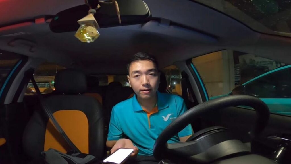 Có hình xăm có được đăng ký Xanh SM Car không