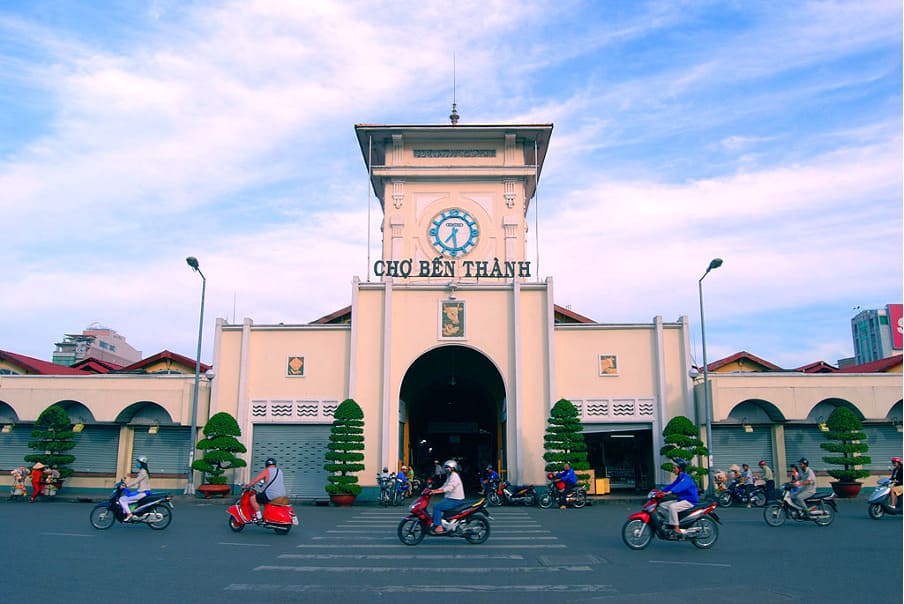 Ben Thanh Market through photograhpher’s insight
