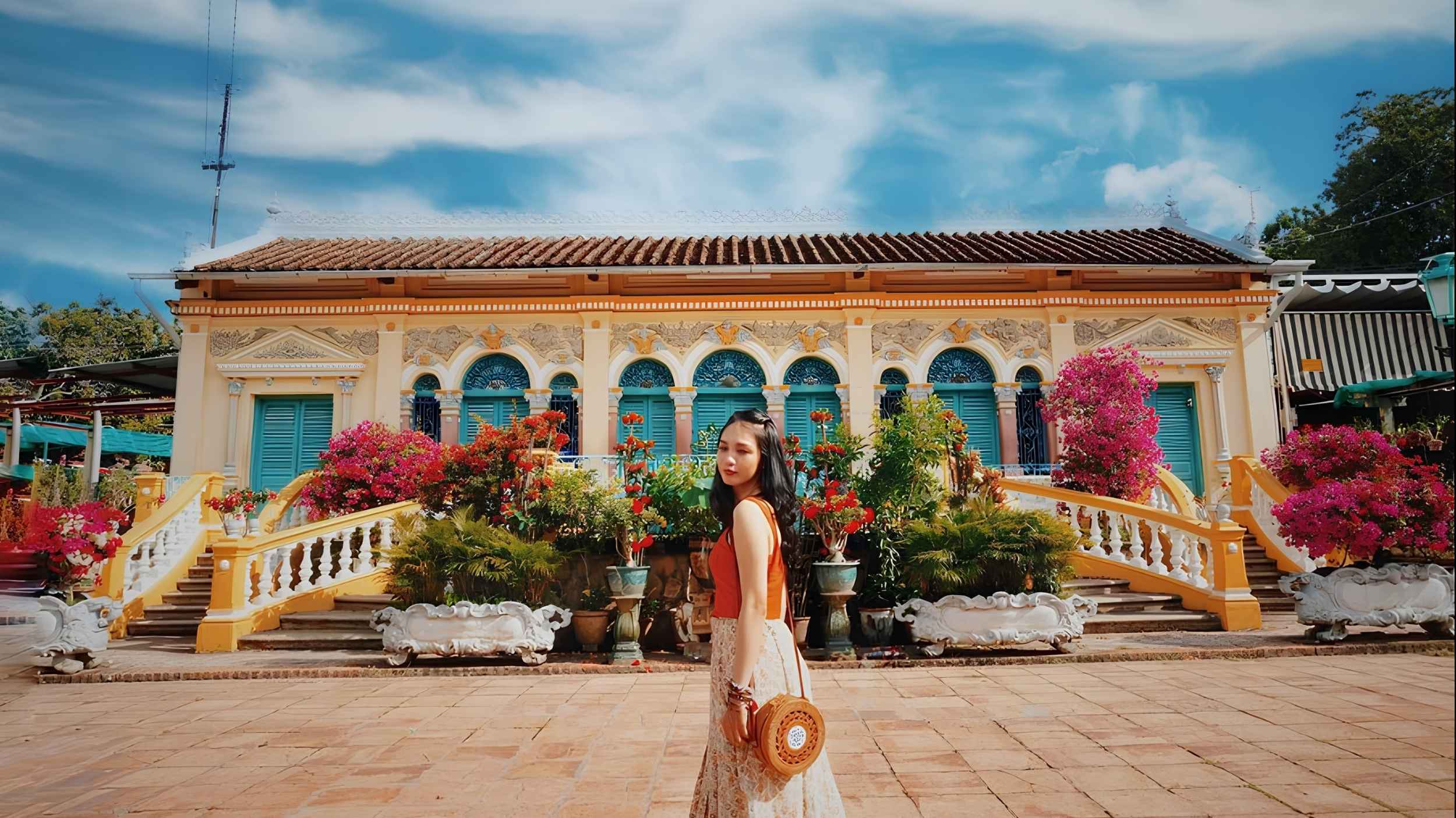 Nhà cổ Bình Thủy, kiến trúc Đông - Tây hơn 150 năm tuổi 