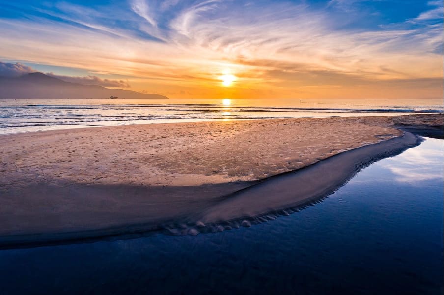 Sunrise on My Khe beach